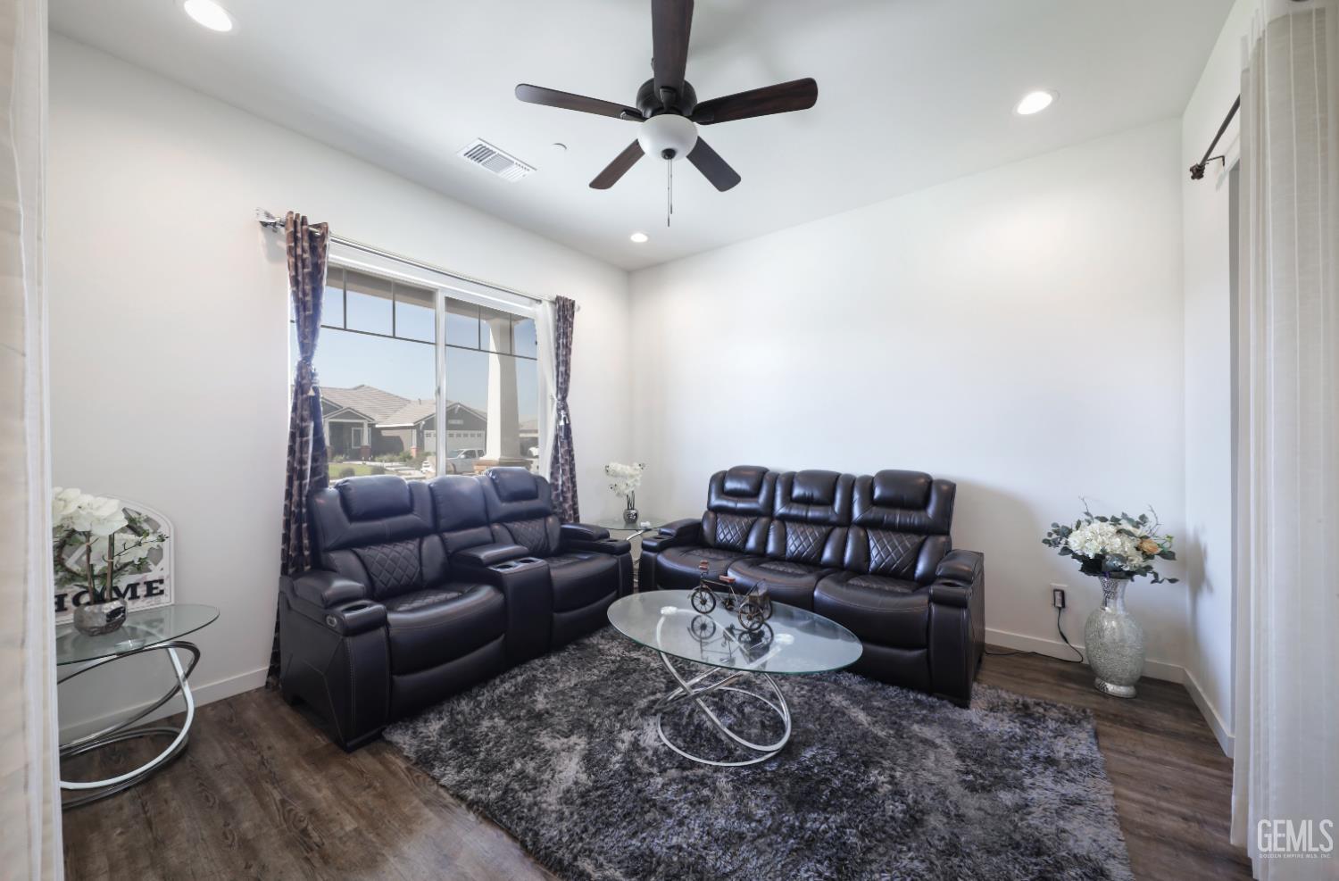 16002 Canterbury Court — photo 8