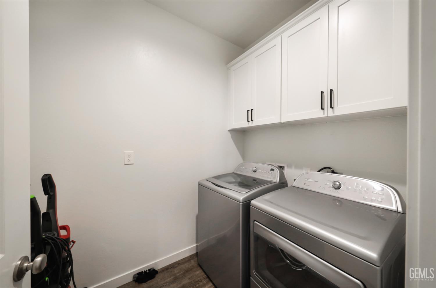 16002 Canterbury Court — photo 28