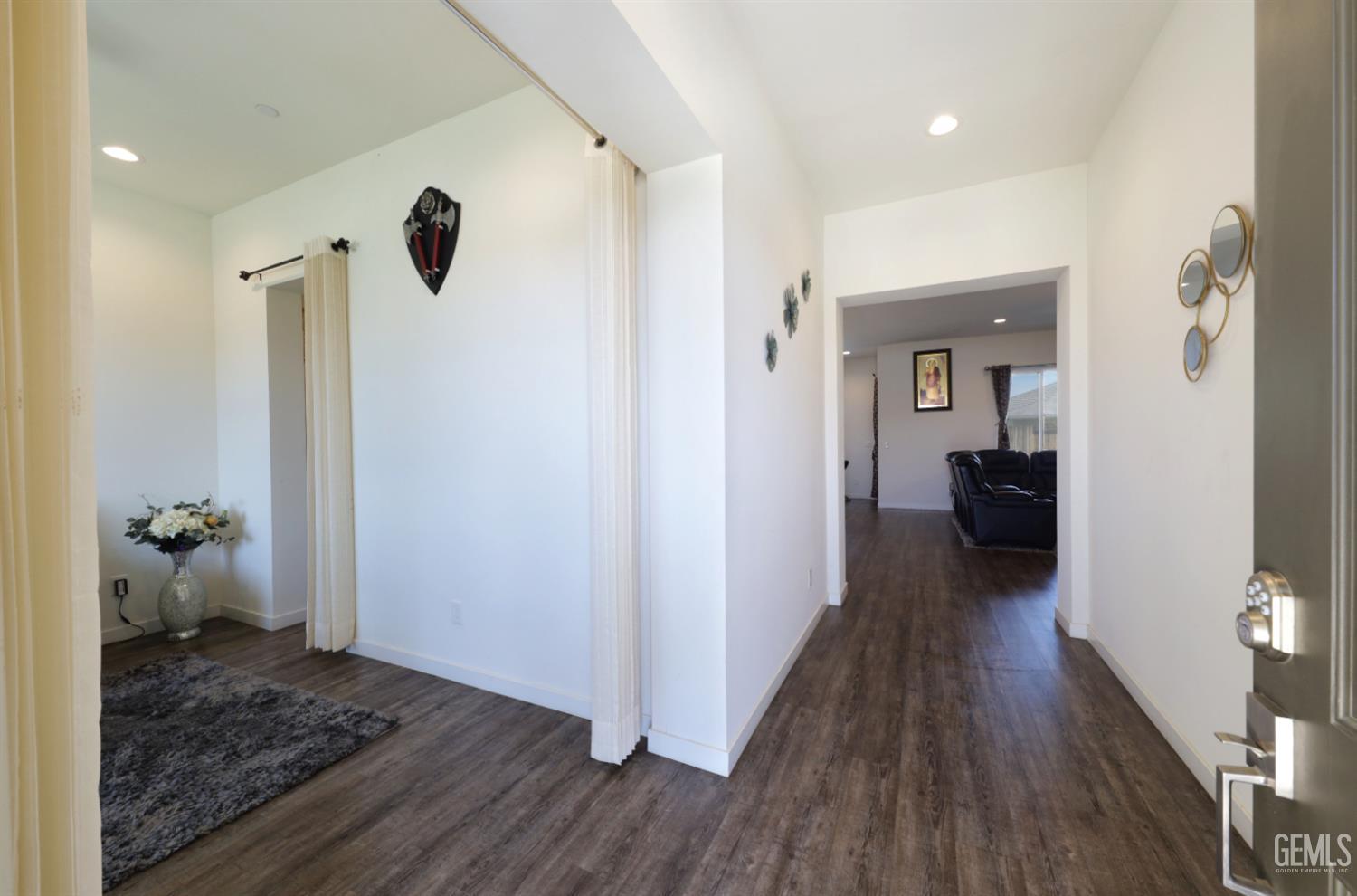 16002 Canterbury Court — photo 6