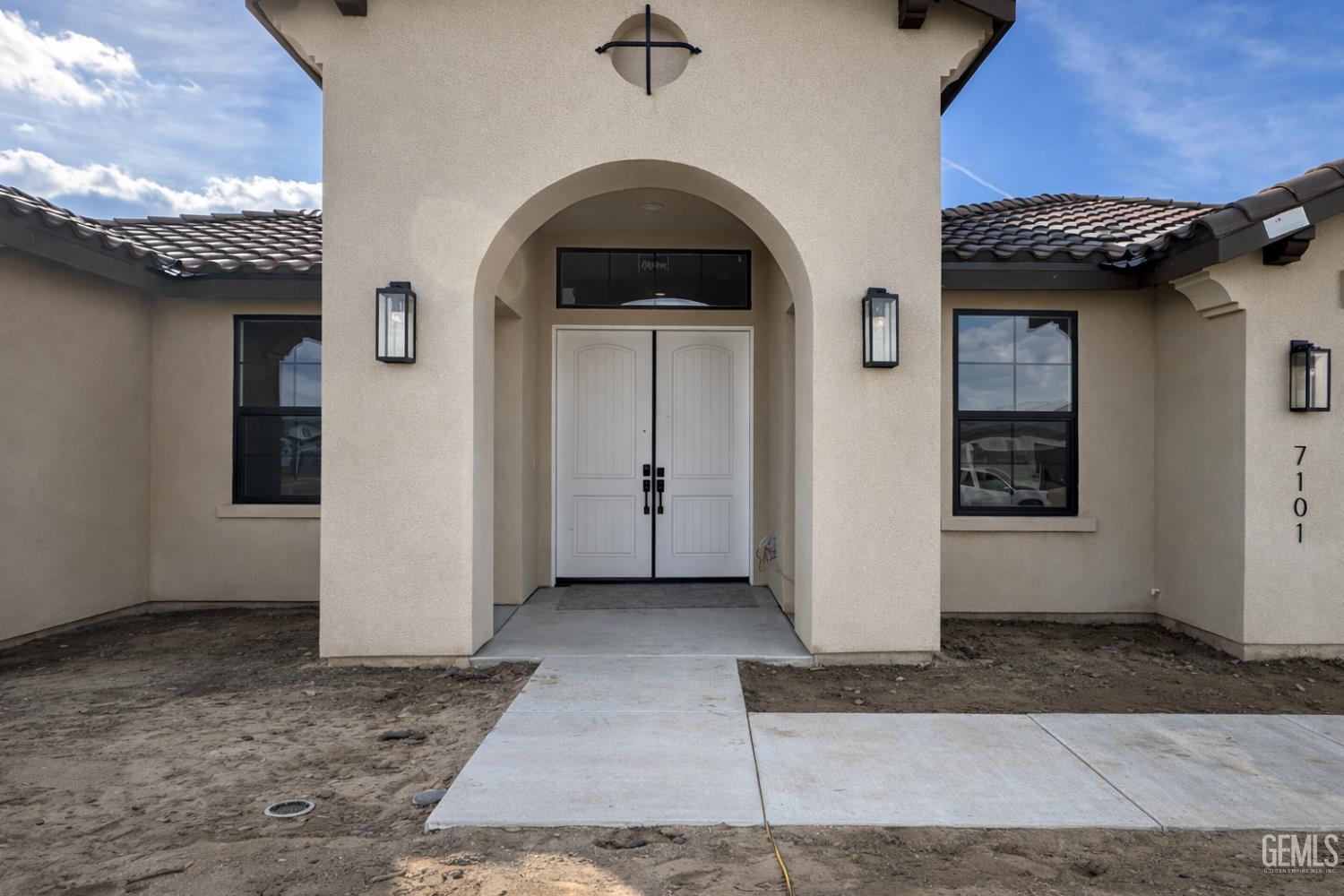 7101 Healthland Drive — photo 2