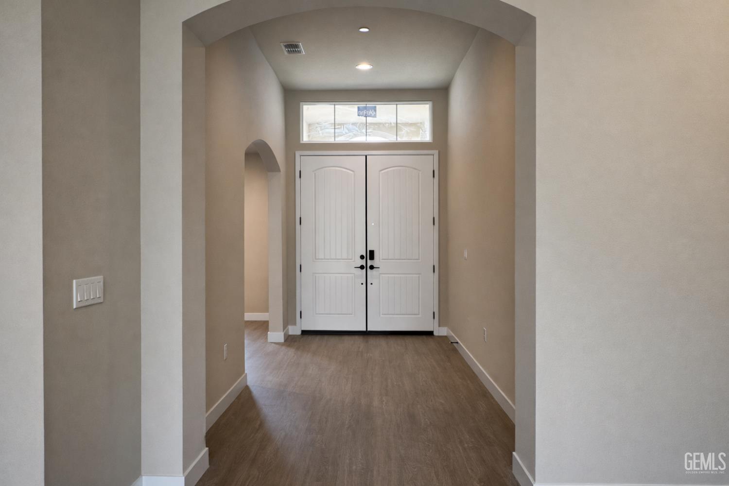 7101 Healthland Drive — photo 3