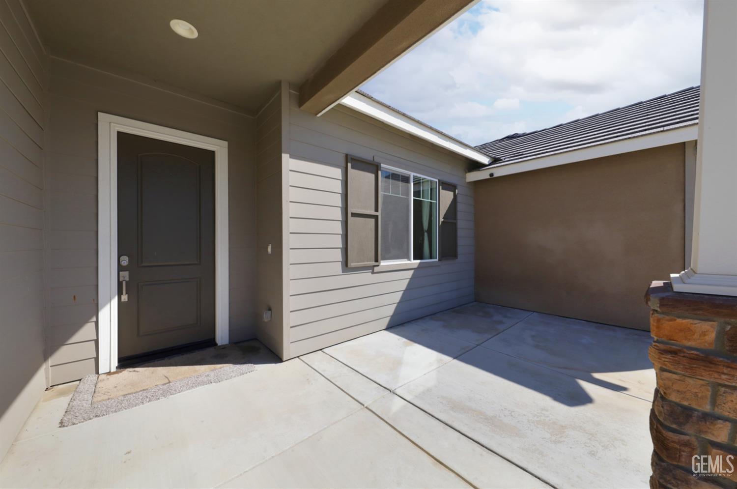 16002 Canterbury Court — photo 5
