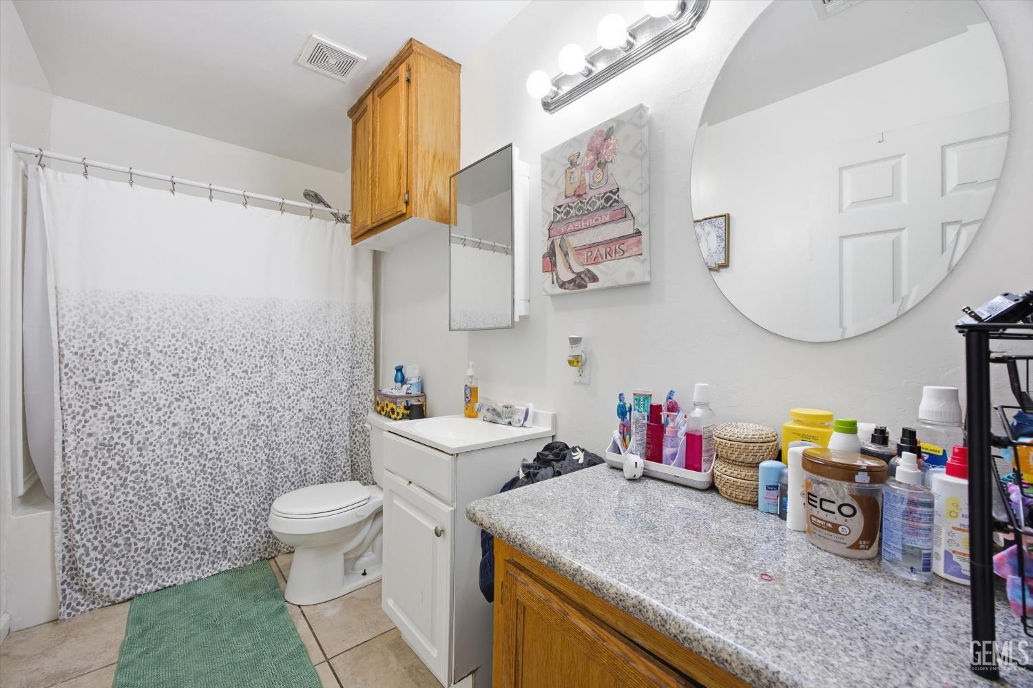 106 E Warren Avenue — photo 16