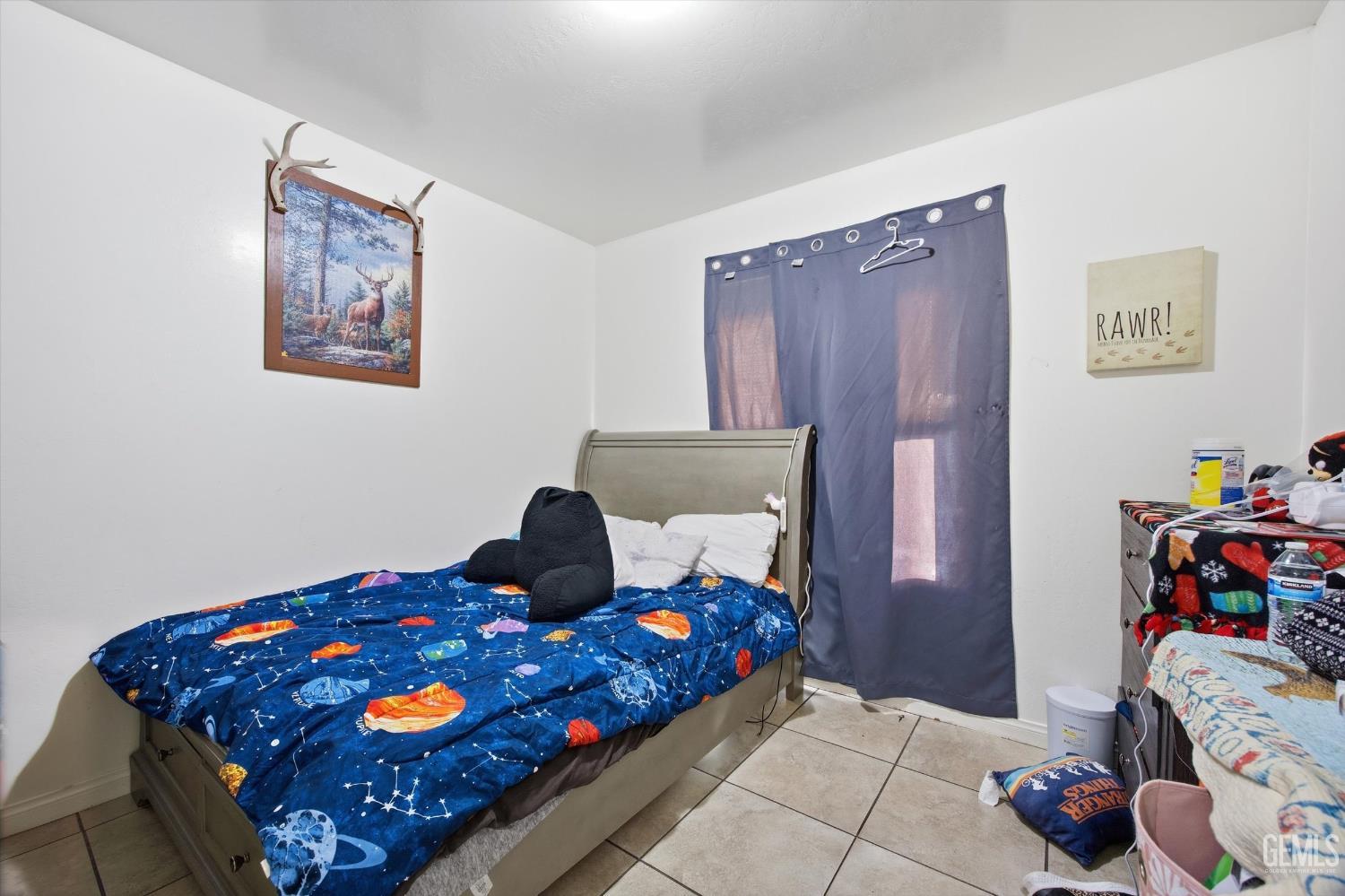106 E Warren Avenue — photo 15
