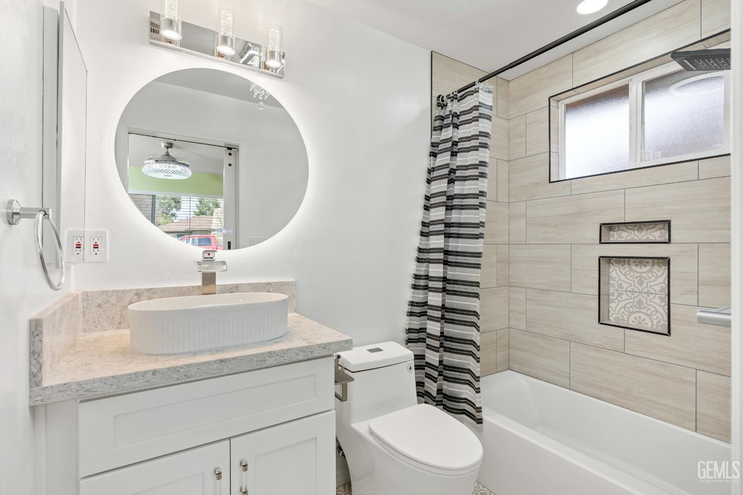4517 Summer Side Avenue — photo 27