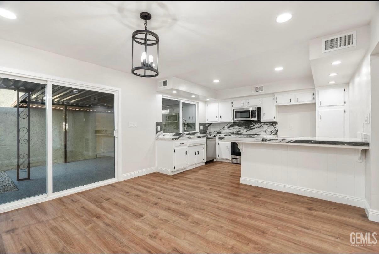 930 Olive Drive — photo 5