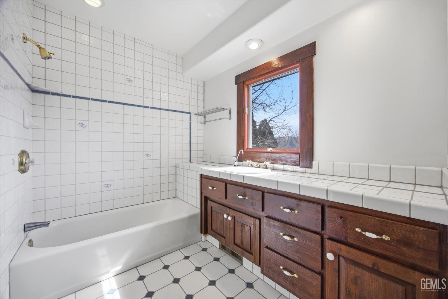 28221 Cumberland Road — photo 44