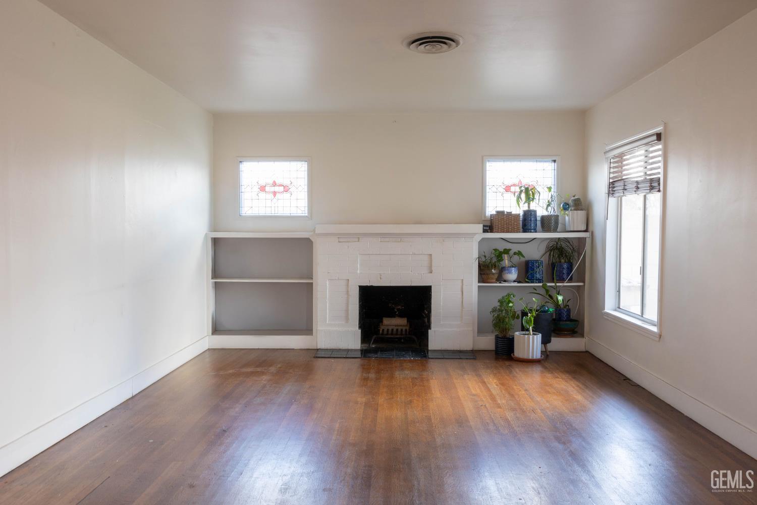 421 Holtby Road — photo 9