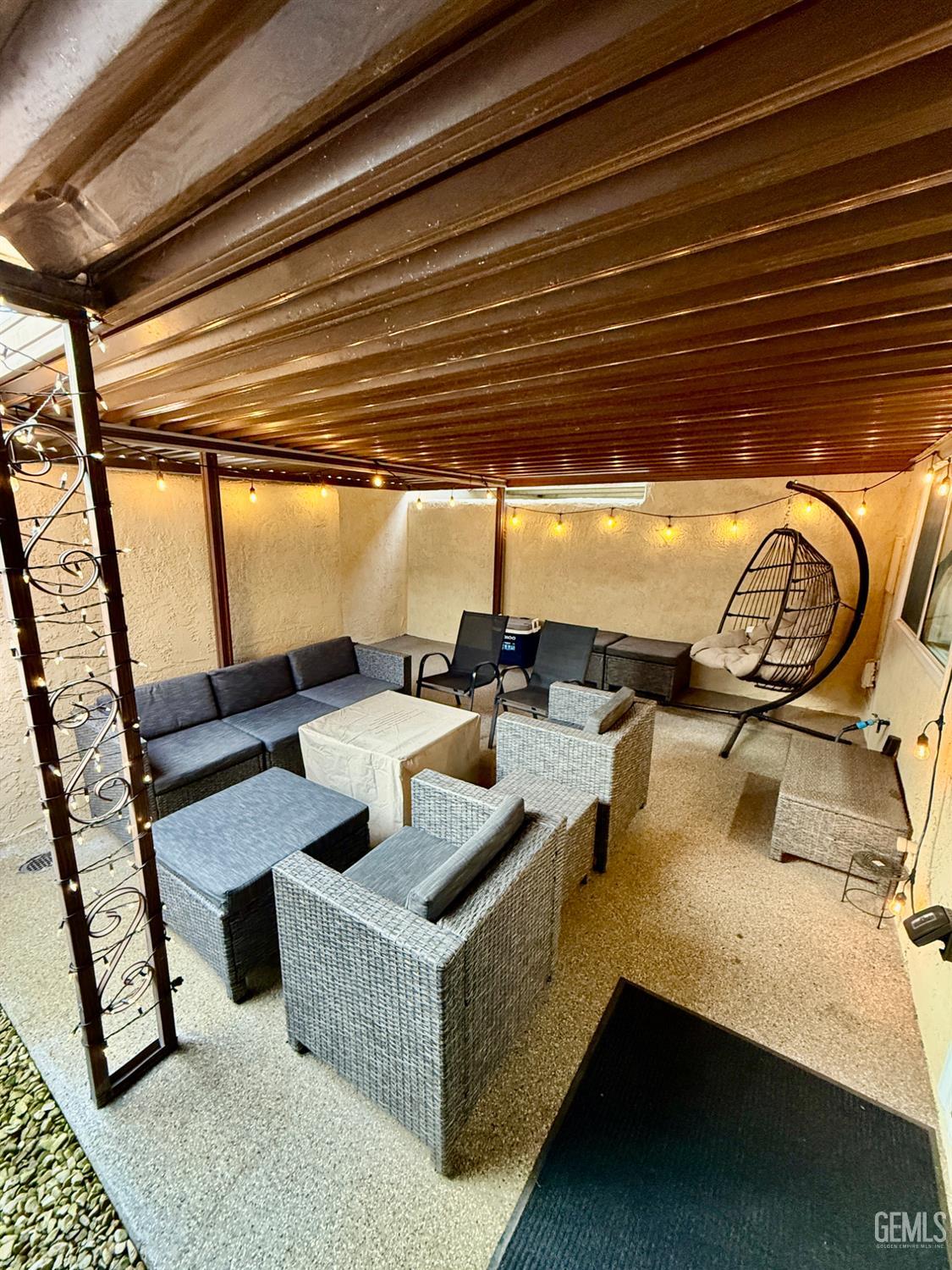 930 Olive Drive — photo 29