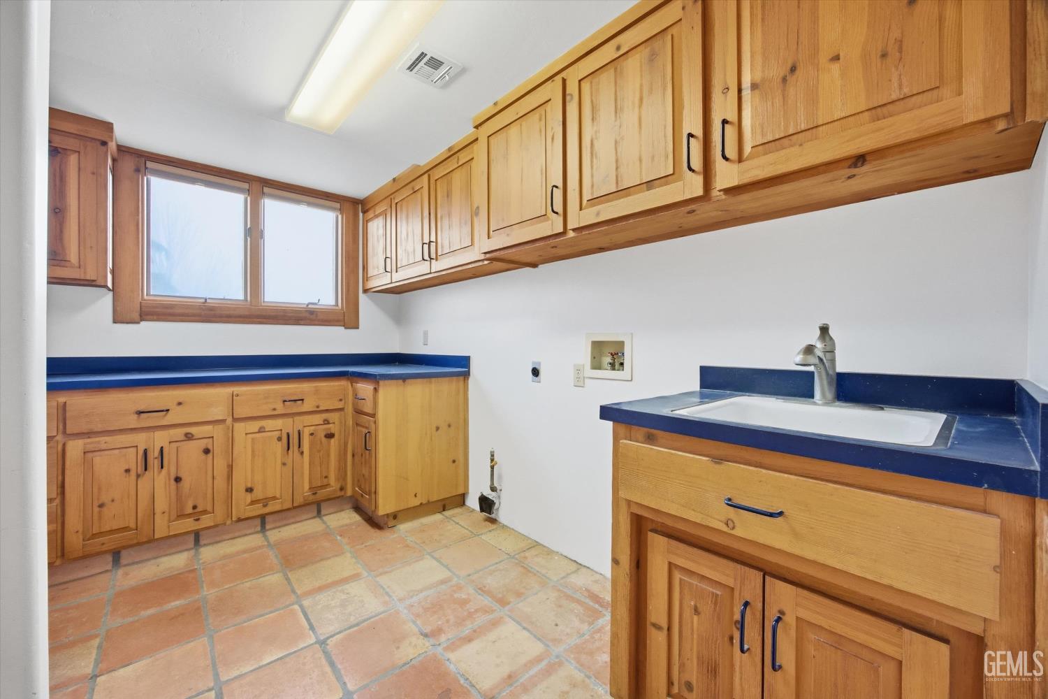 28221 Cumberland Road — photo 54