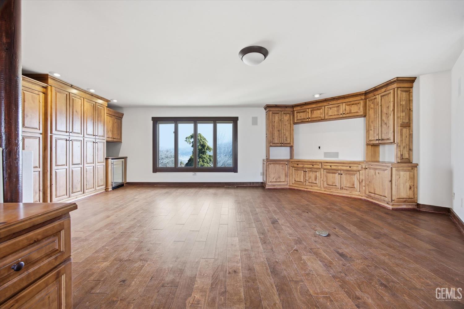 28221 Cumberland Road — photo 40