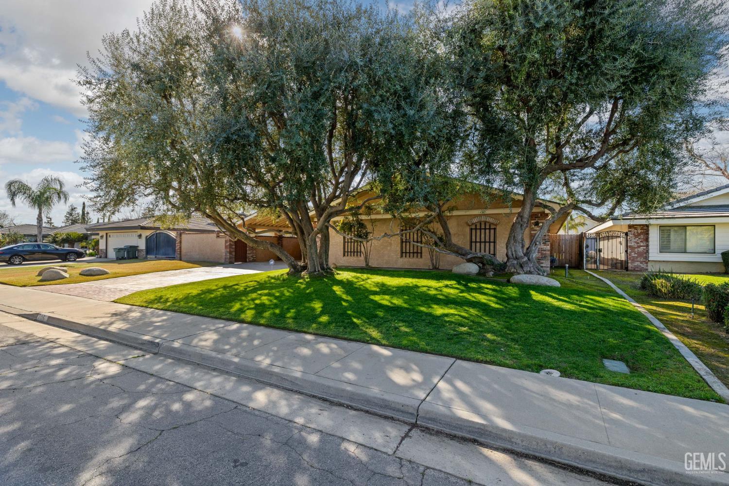 705 Harrisburg Street — photo 5