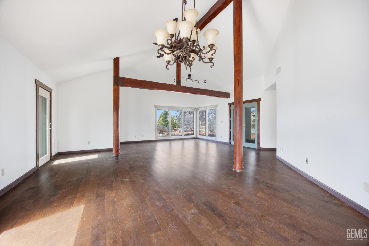 28221 Cumberland Road — photo 45