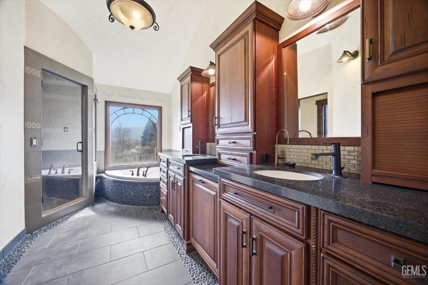 28221 Cumberland Road — photo 31