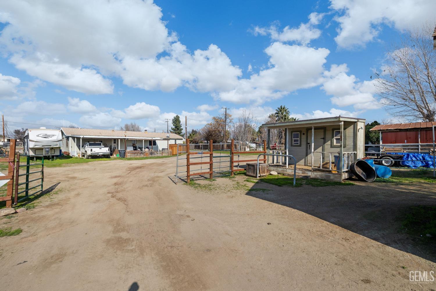 301 Sycamore Drive — photo 10