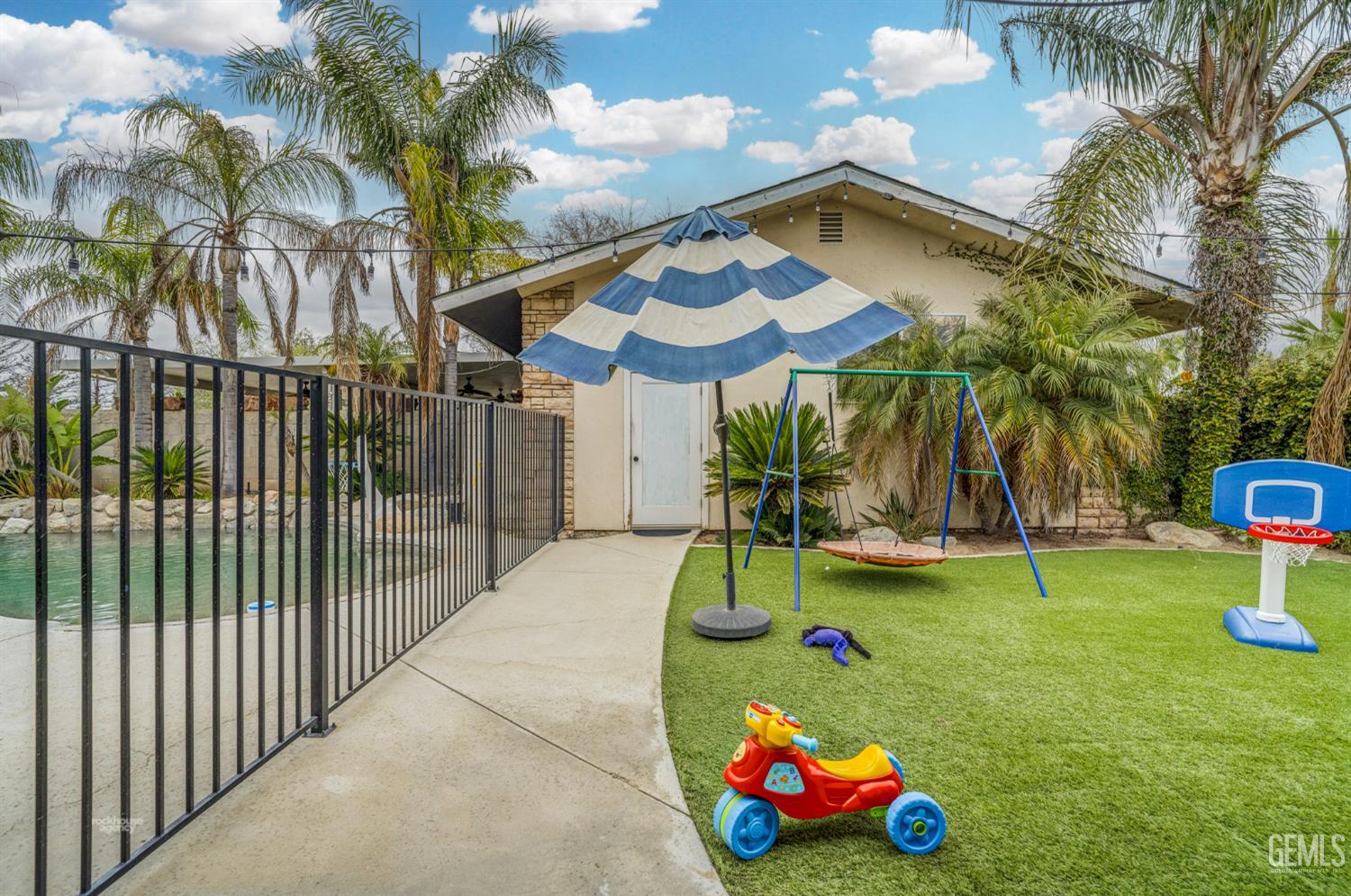10332 Shellabarger Road — photo 46