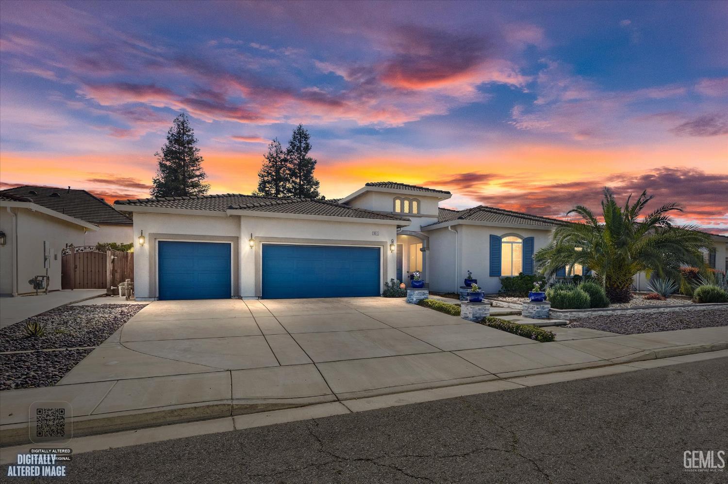 9015 Claro De Luna Drive