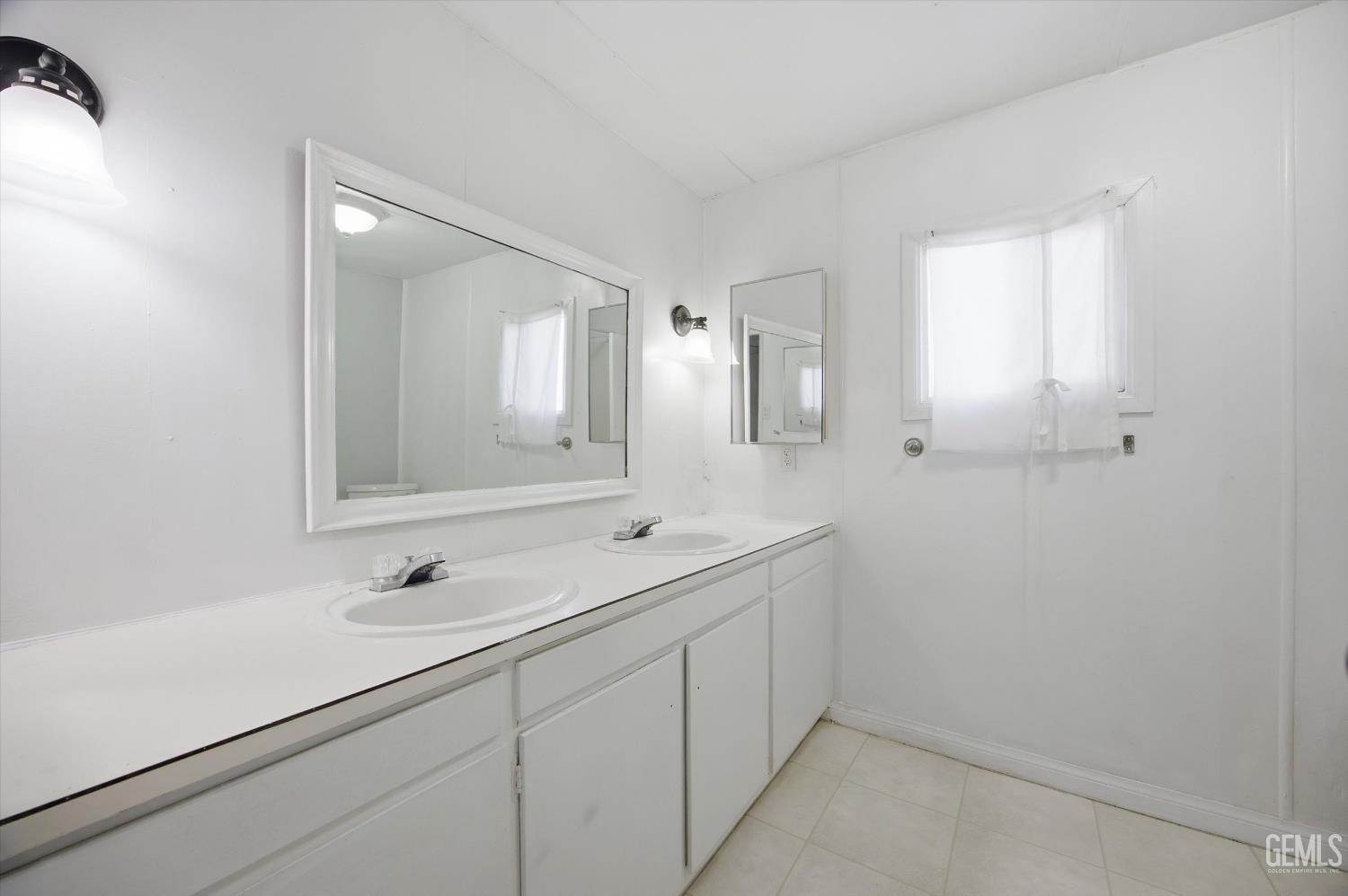 3467 Michelaine Avenue — photo 19