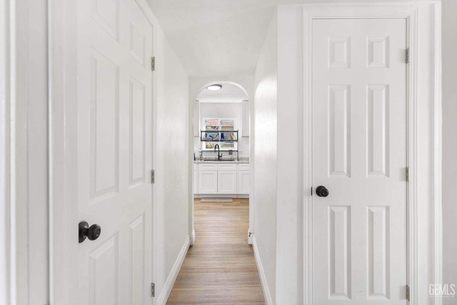920 Knotts Street — photo 14