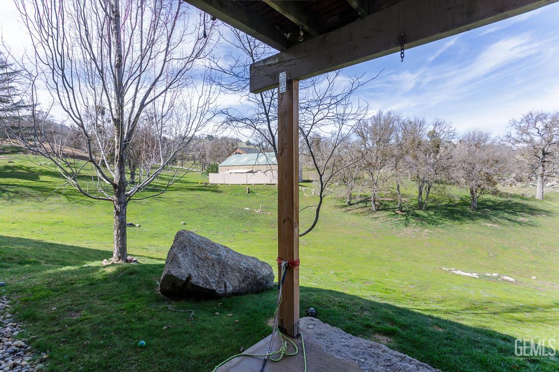 18571 Glenview Court — photo 24