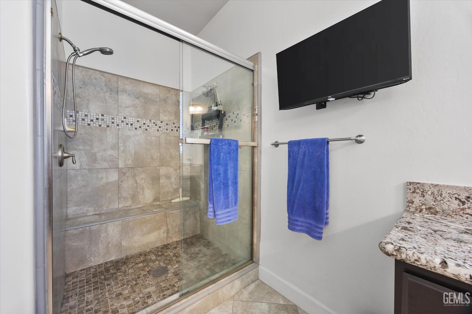 9015 Claro De Luna Drive — photo 32