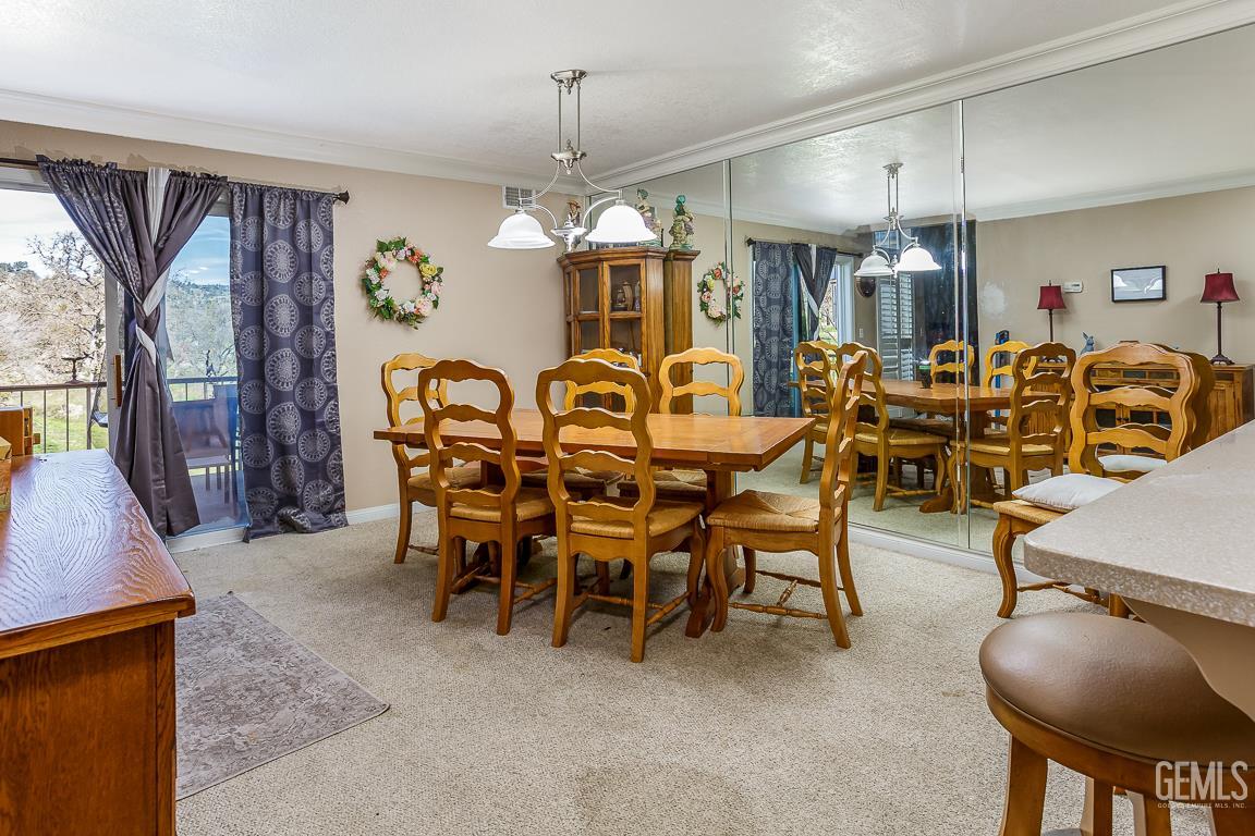 18571 Glenview Court — photo 9