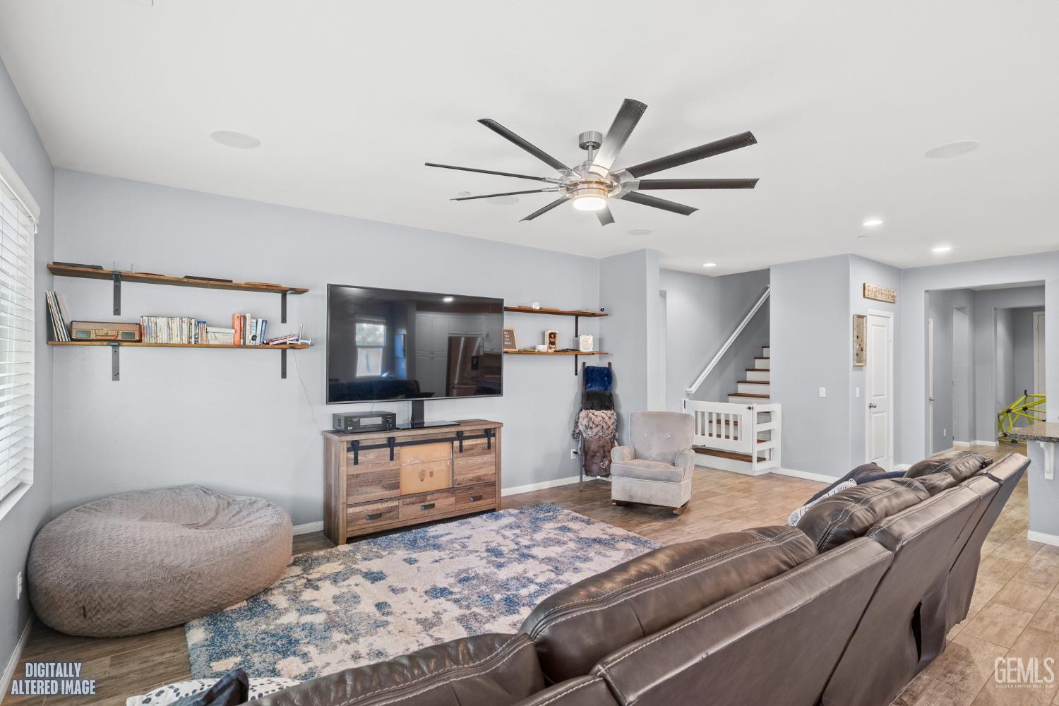 9705 Dutchman Peak Lane — photo 36