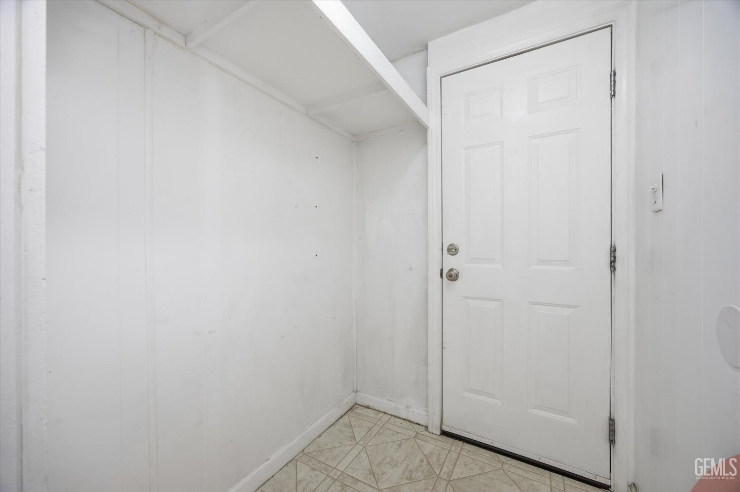3467 Michelaine Avenue — photo 23