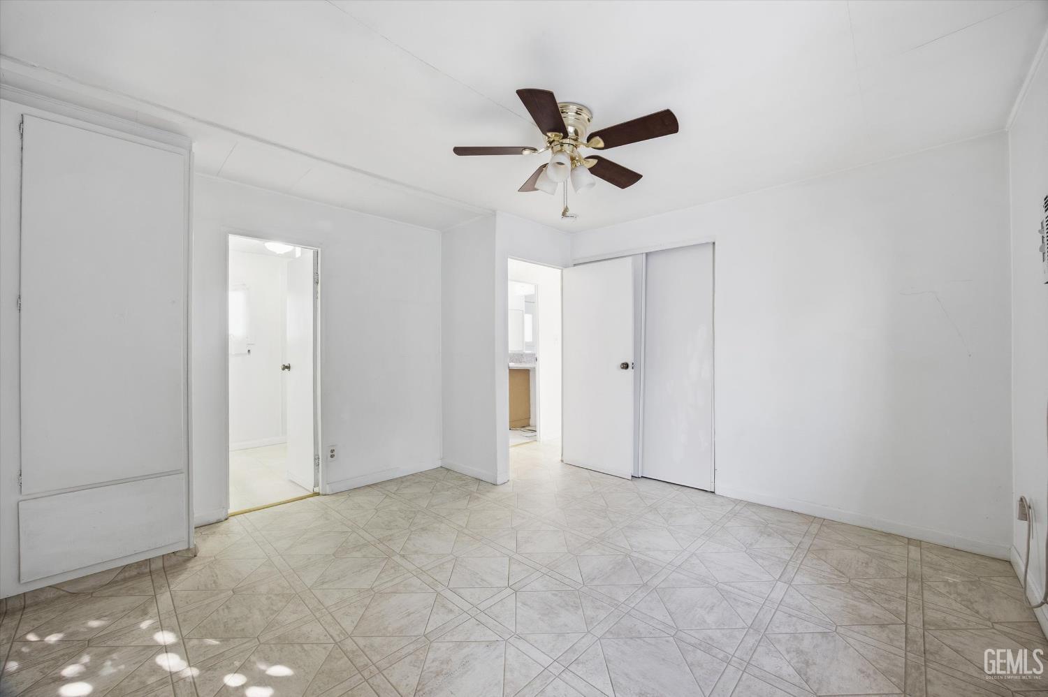 3467 Michelaine Avenue — photo 17