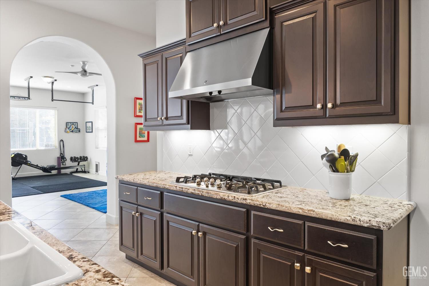 9015 Claro De Luna Drive — photo 22