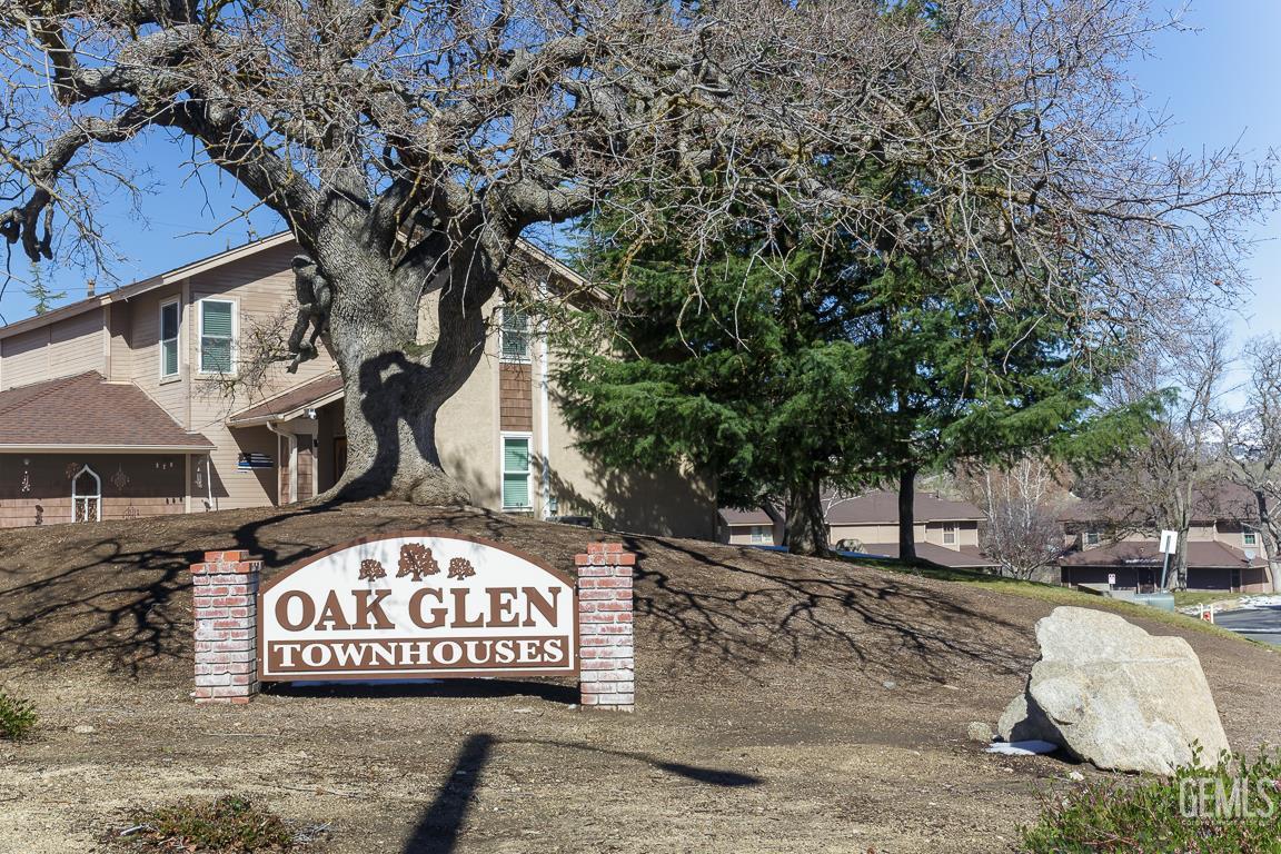 18571 Glenview Court — photo 5