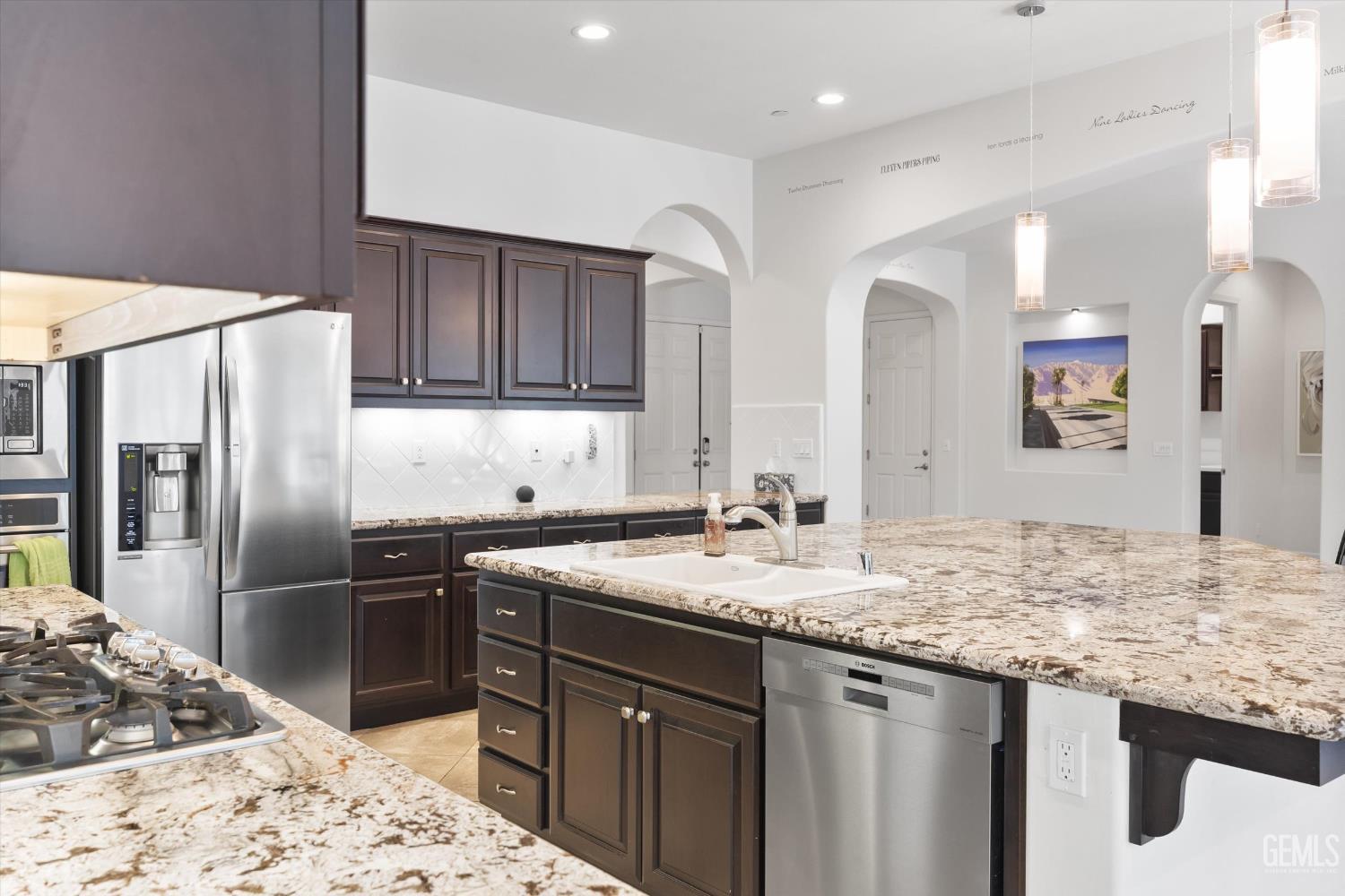 9015 Claro De Luna Drive — photo 23