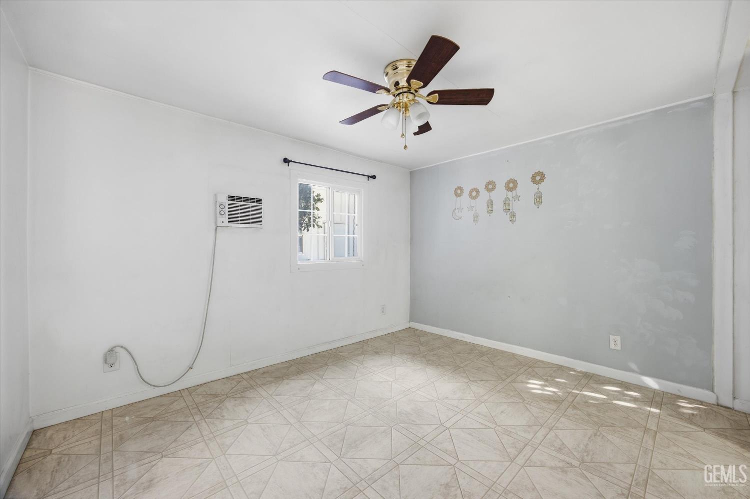 3467 Michelaine Avenue — photo 15
