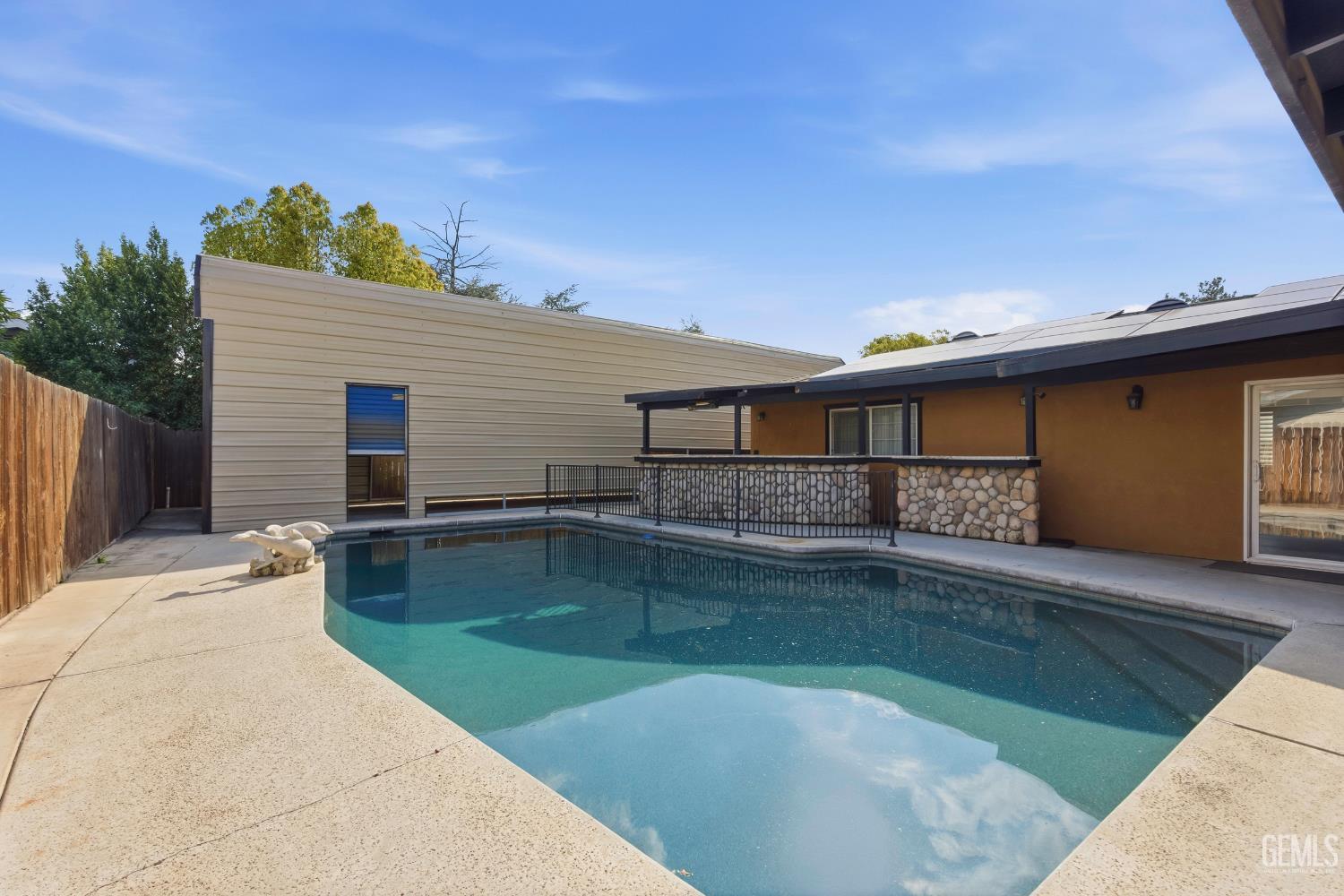 6317 Scenic Way — photo 2