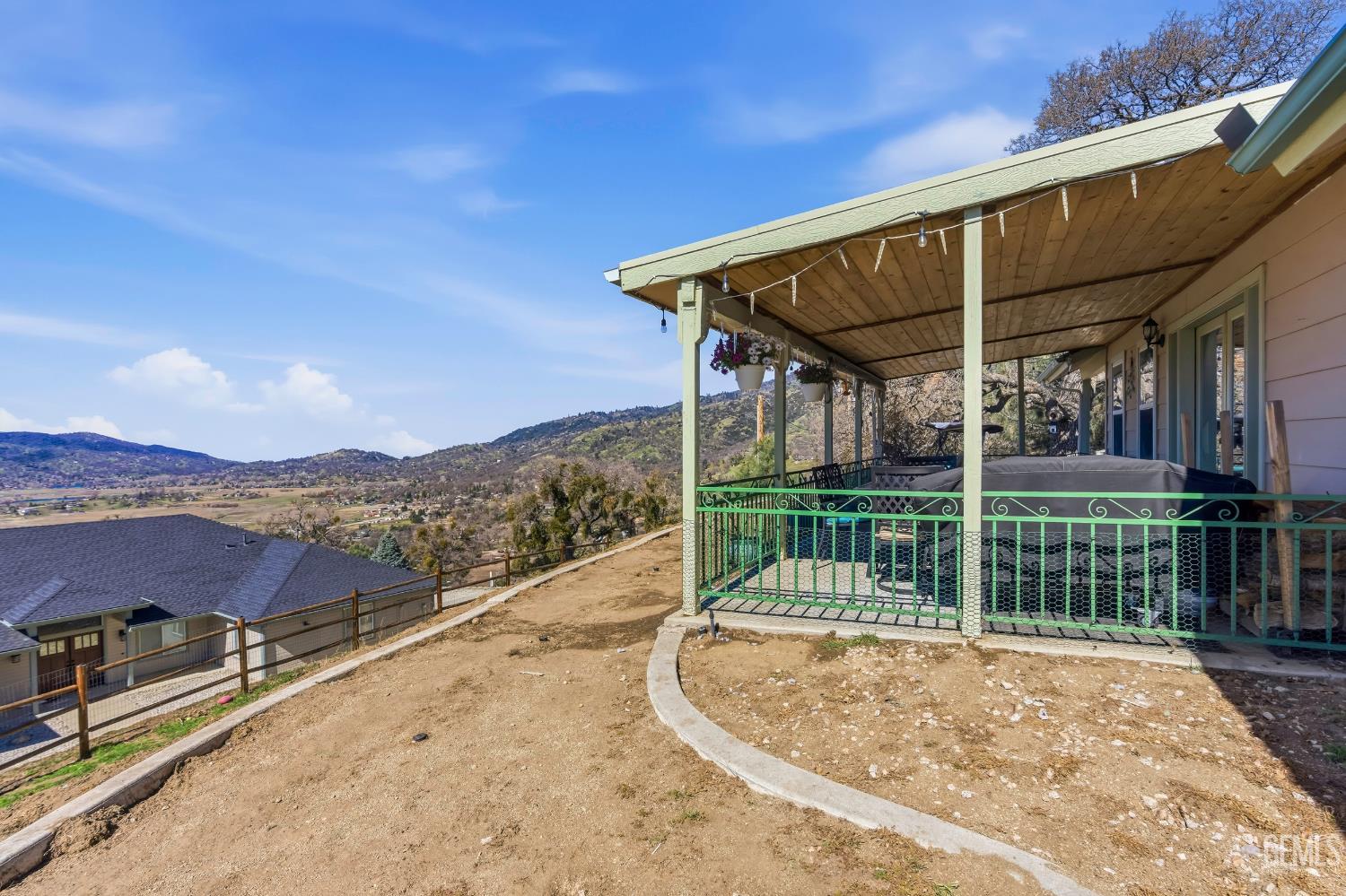 27100 Barkes Way — photo 38