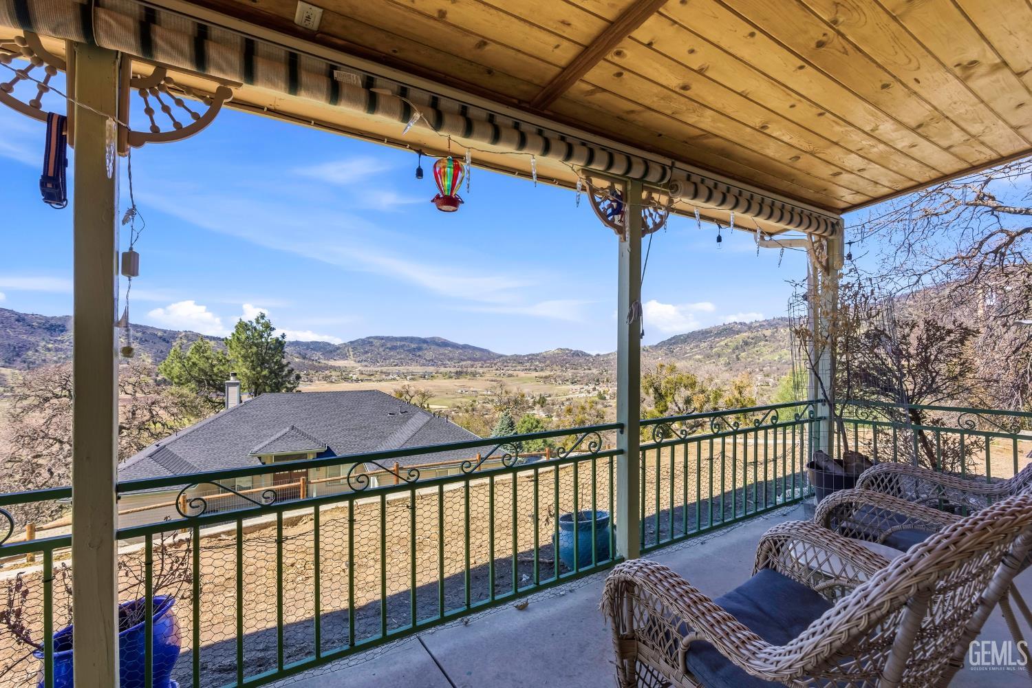 27100 Barkes Way — photo 36