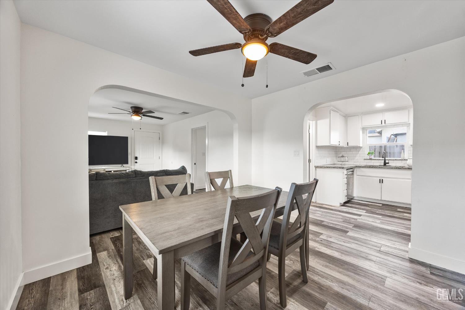 115 E Moneta Avenue — photo 11