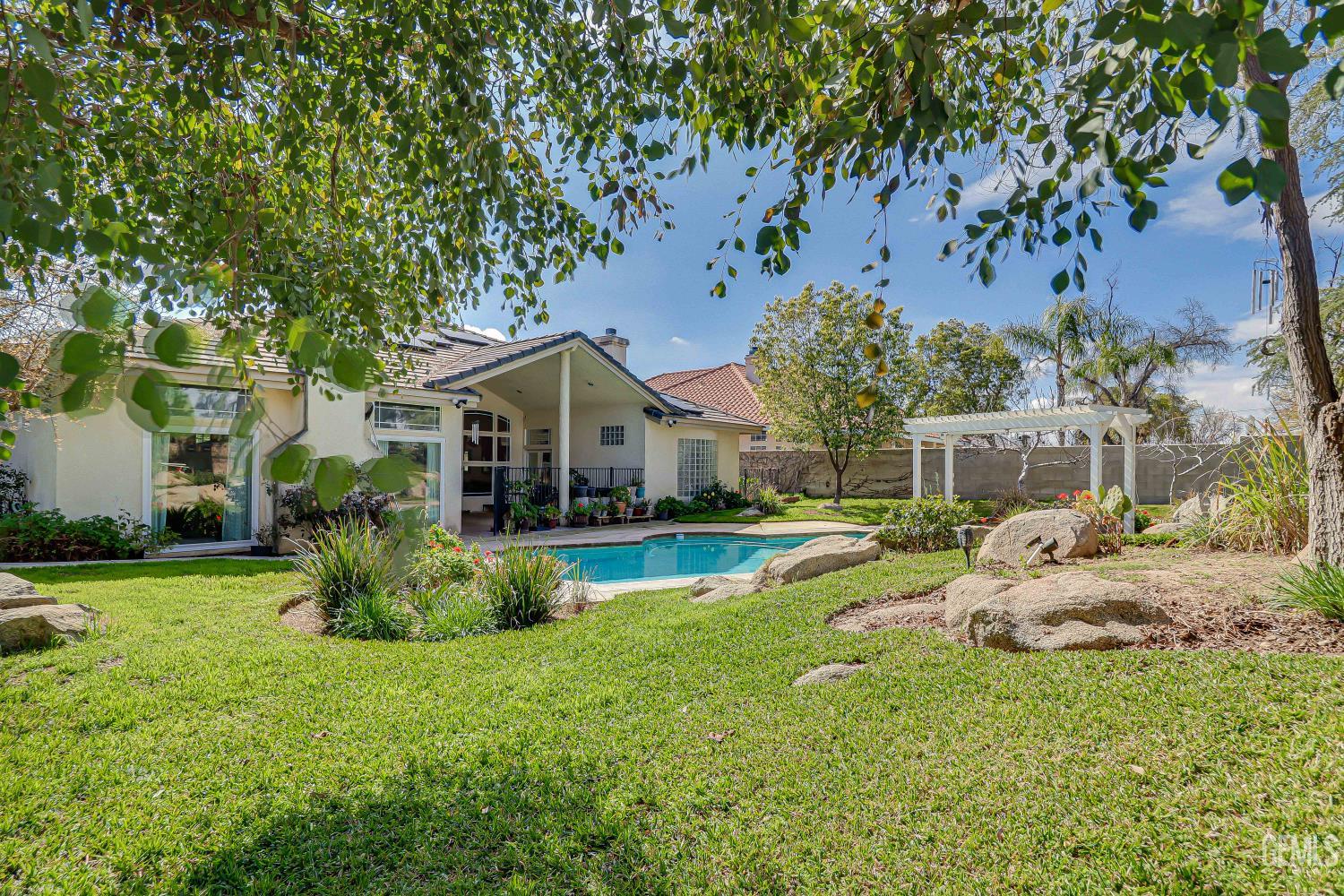 12800 Dove Creek Drive — photo 32