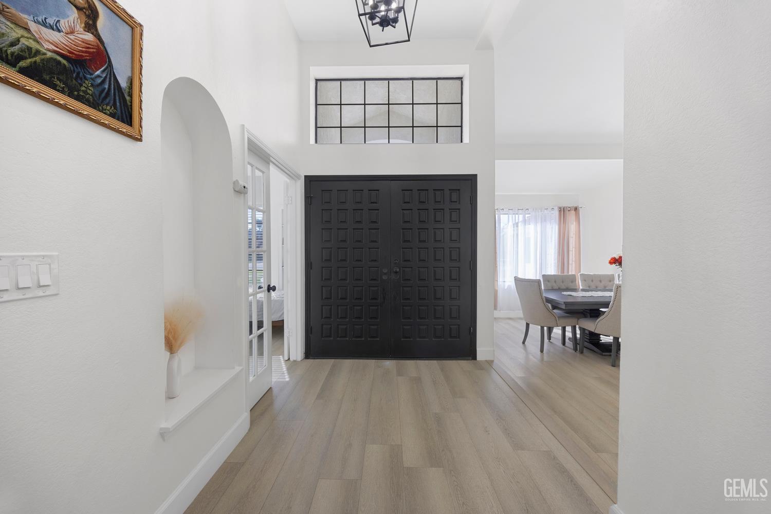 9712 White Oak Drive — photo 15