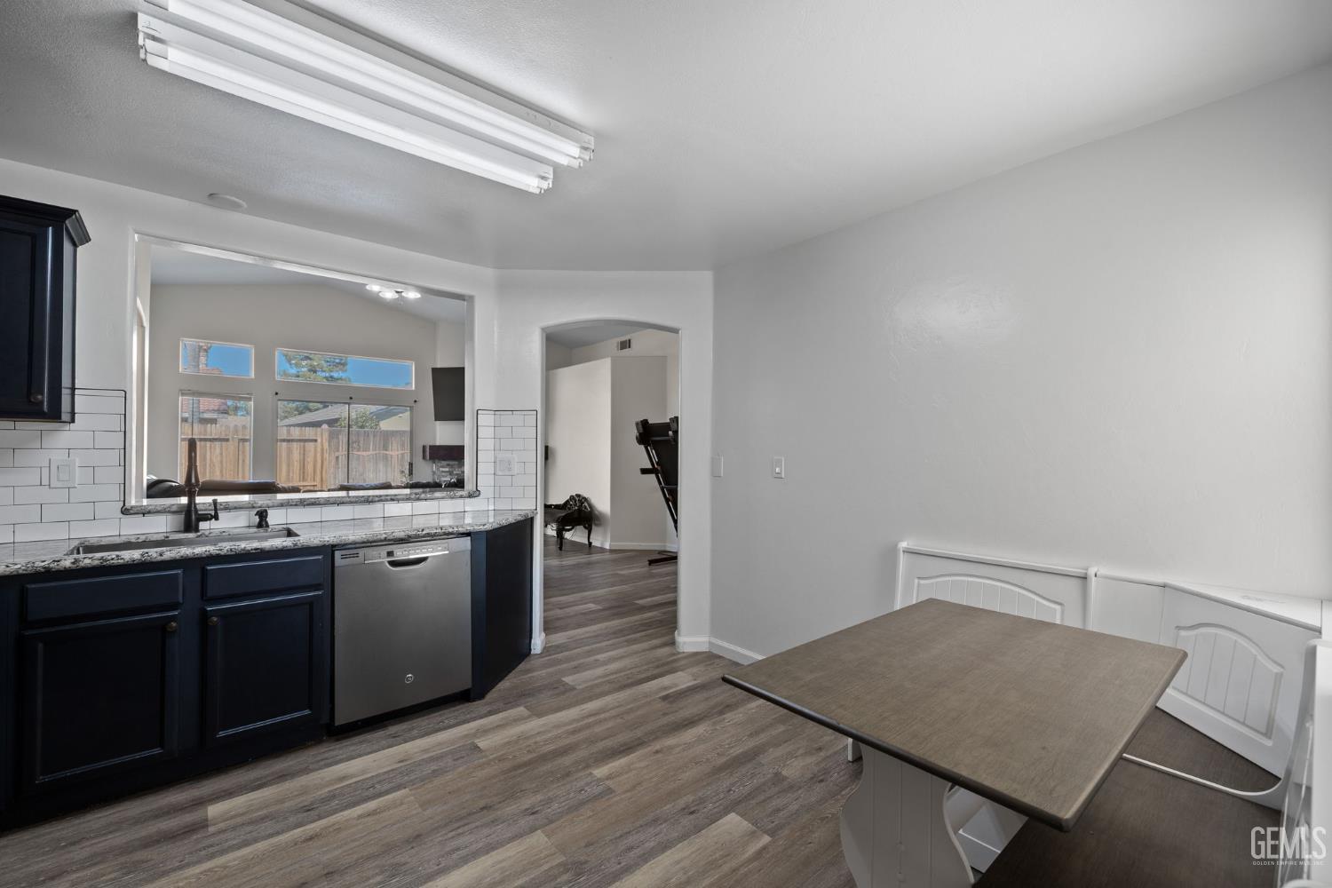 9116 Chattaroy Street — photo 17