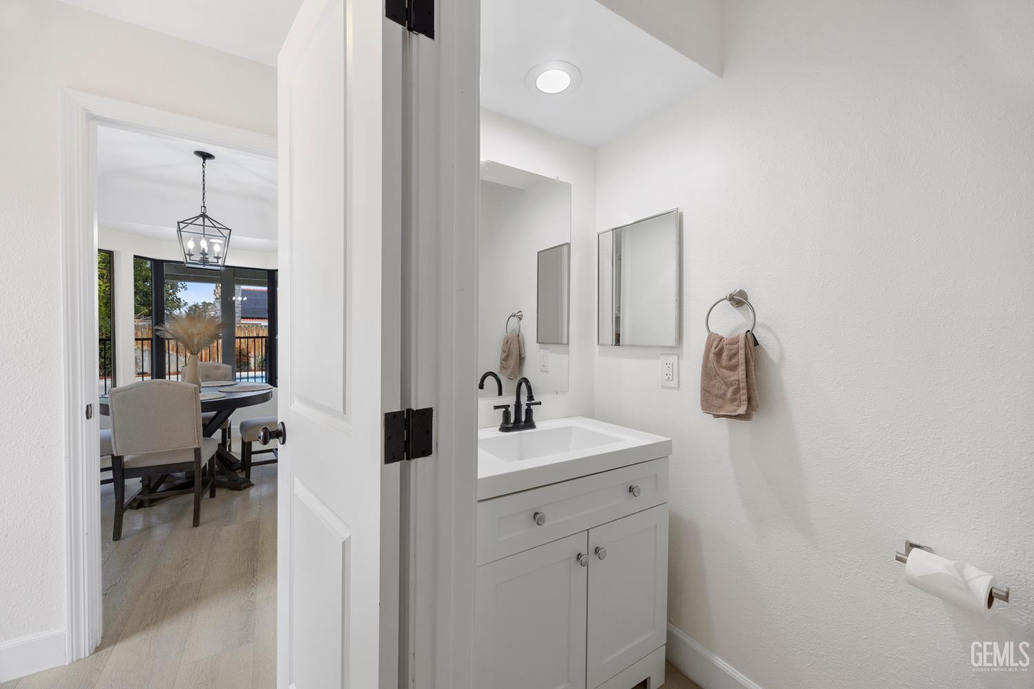 9712 White Oak Drive — photo 46
