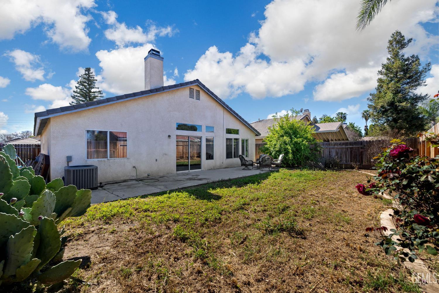 9116 Chattaroy Street — photo 39