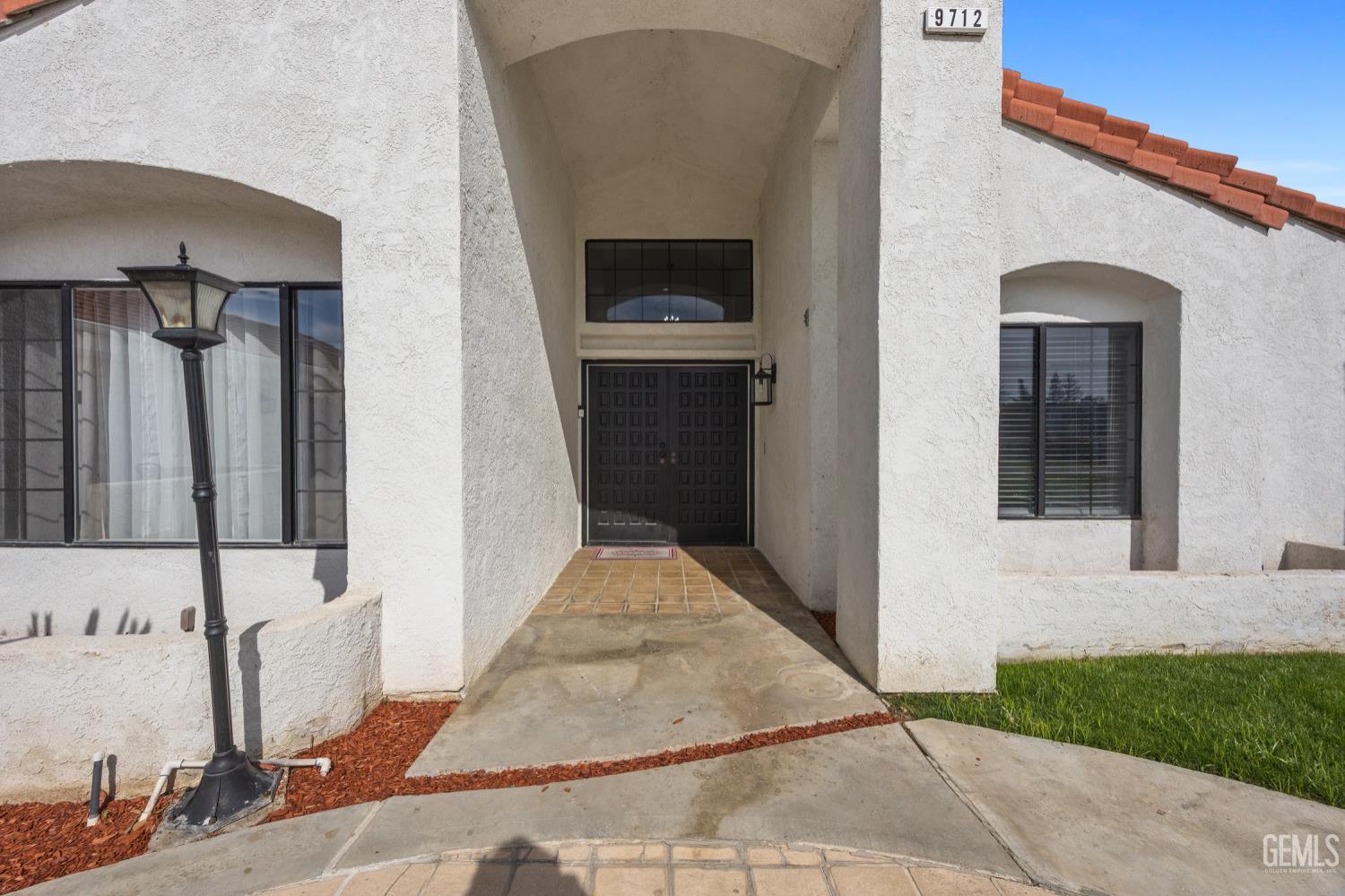 9712 White Oak Drive — photo 13