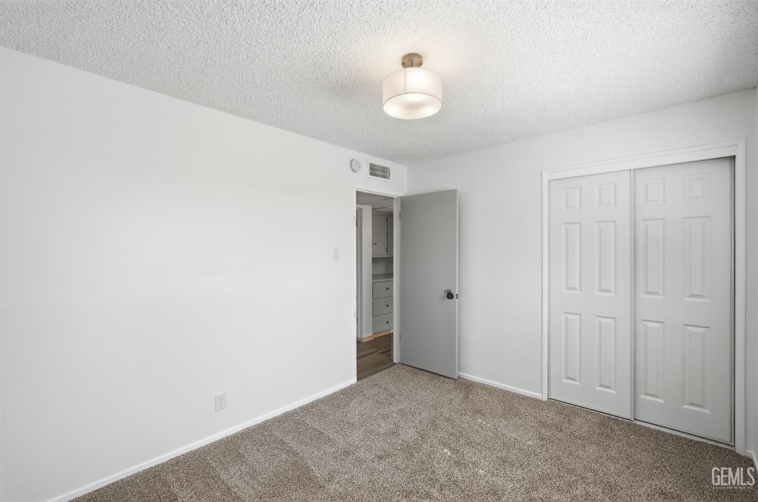 10421 Enger Street — photo 19