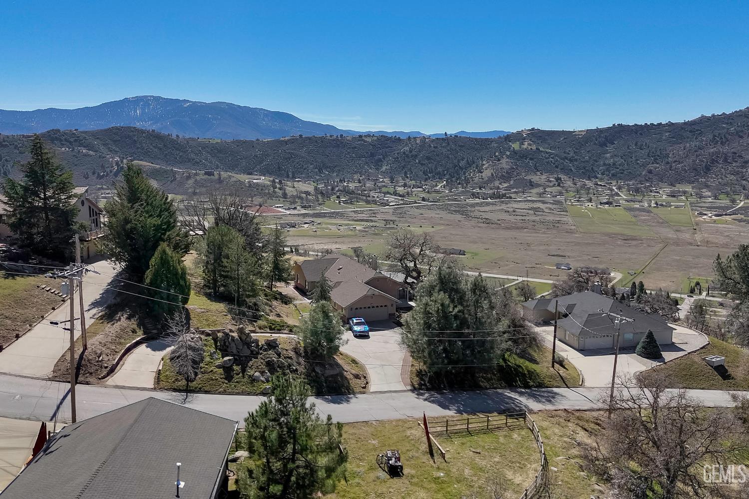 27100 Barkes Way — photo 42