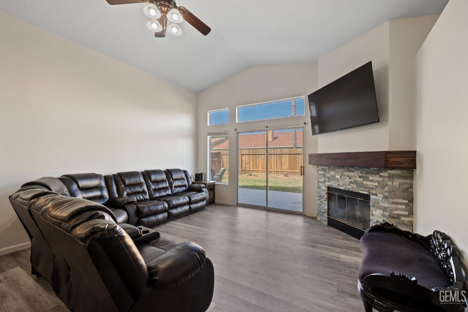 9116 Chattaroy Street — photo 8