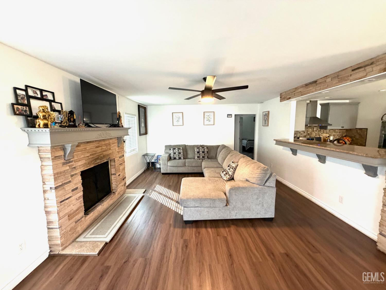 541 Stephens Drive — photo 4