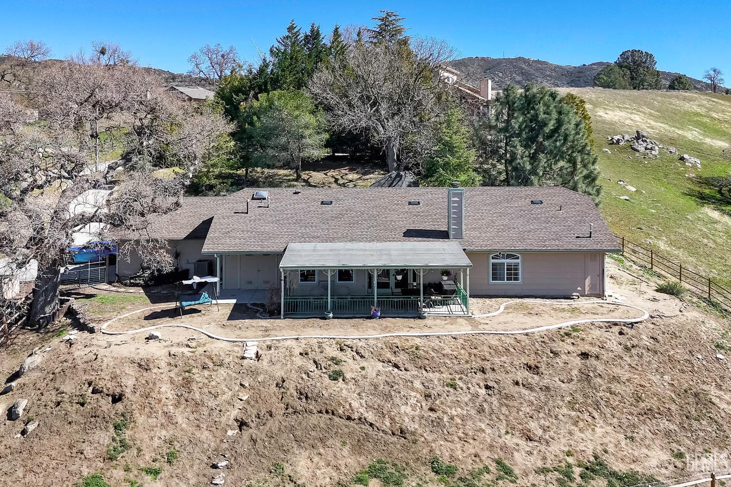 27100 Barkes Way — photo 40