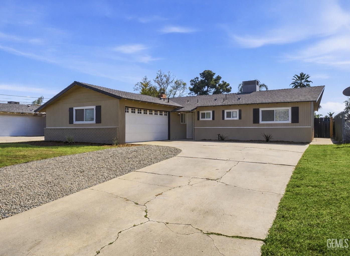 10421 Enger Street — photo 30