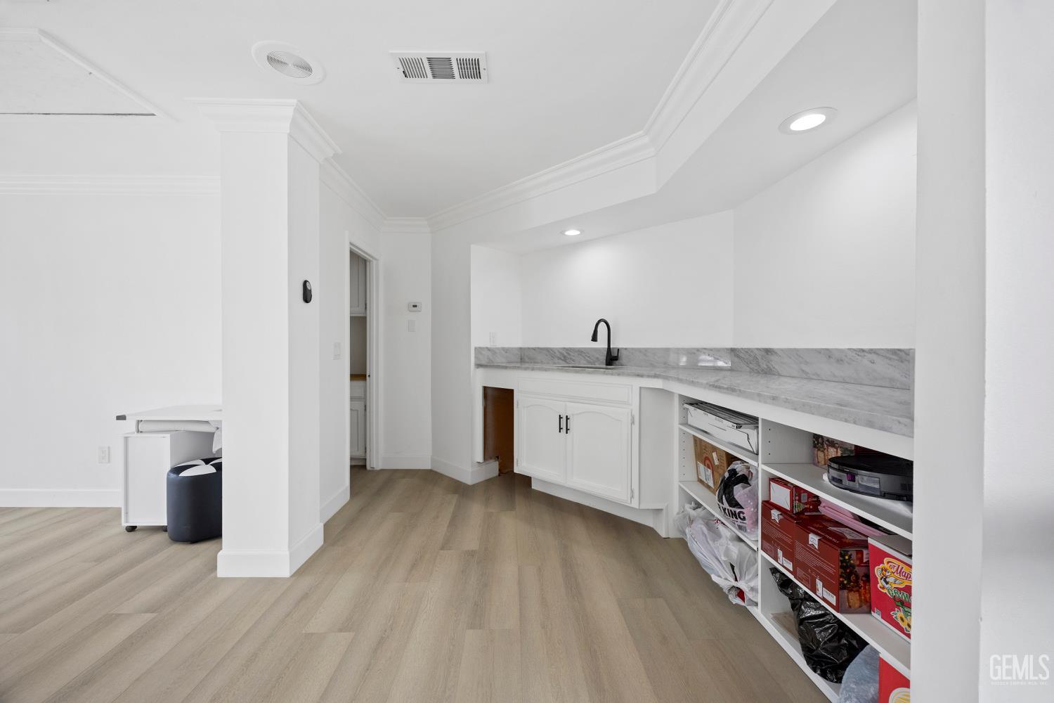 9712 White Oak Drive — photo 45